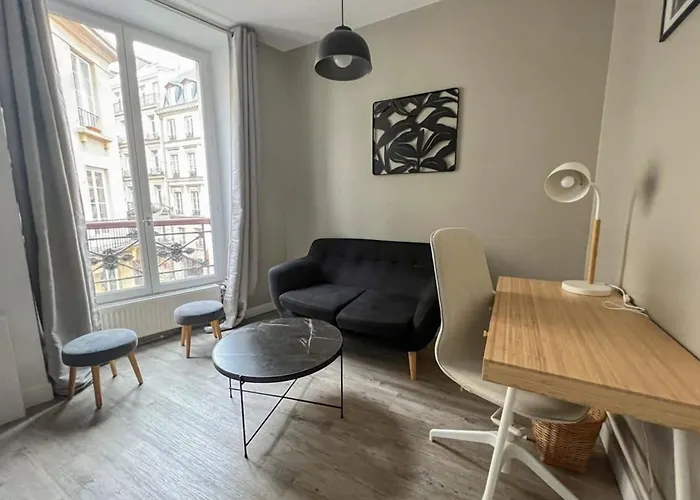 Flexliving - Beautiful 2-Room Apartment - Chaussee D\'Antin - Paris 09