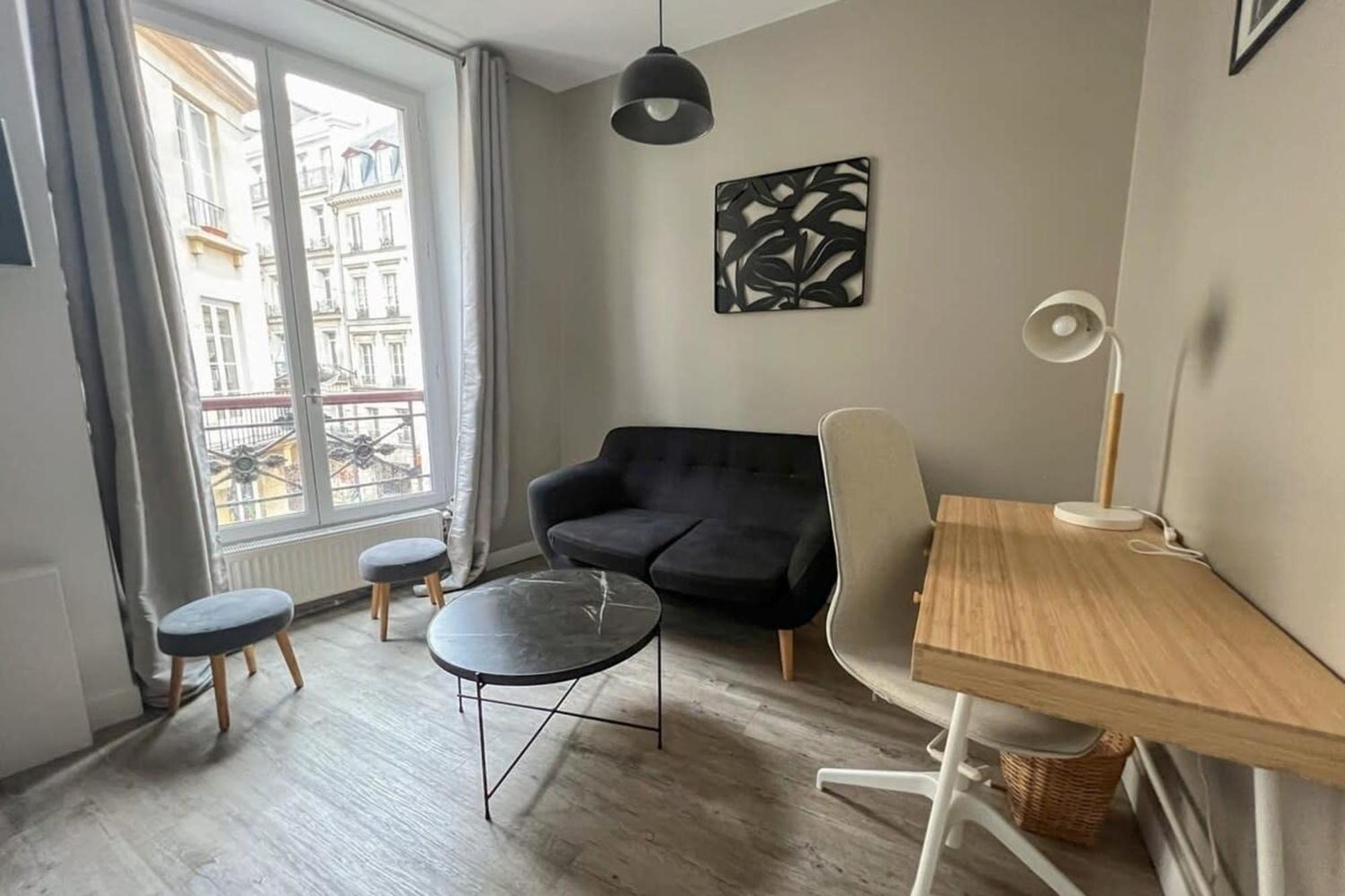 Flexliving - Beautiful 2-room - Chaussee D'antin - 09 Apartment